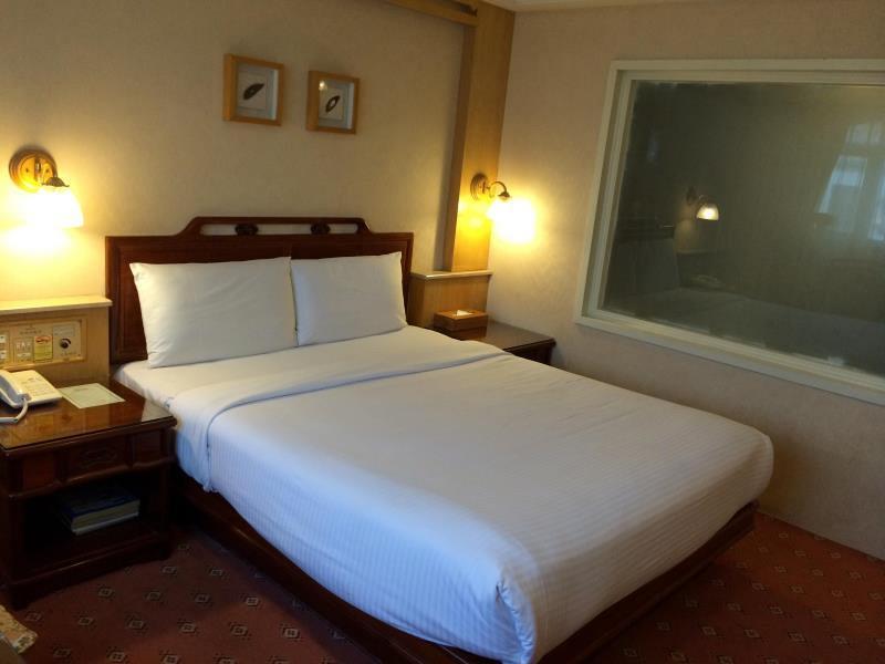 Kdm Hotel Тайпей Екстериор снимка