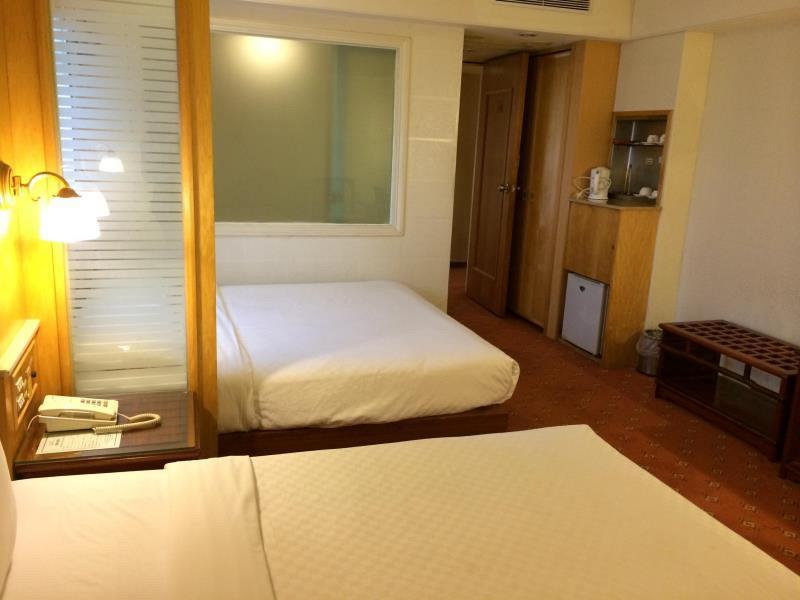 Kdm Hotel Тайпей Екстериор снимка