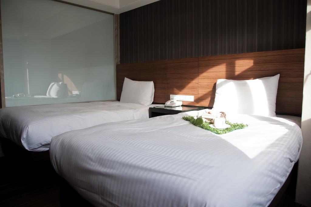 Kdm Hotel Тайпей Екстериор снимка