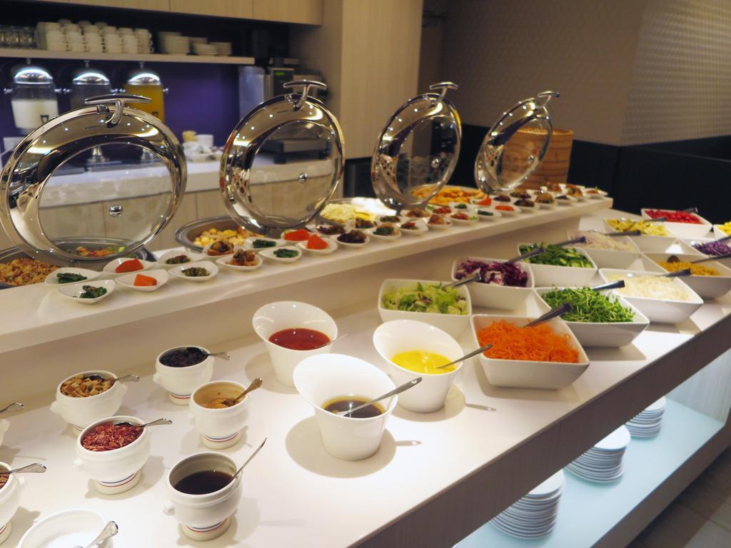 Kdm Hotel Тайпей Екстериор снимка