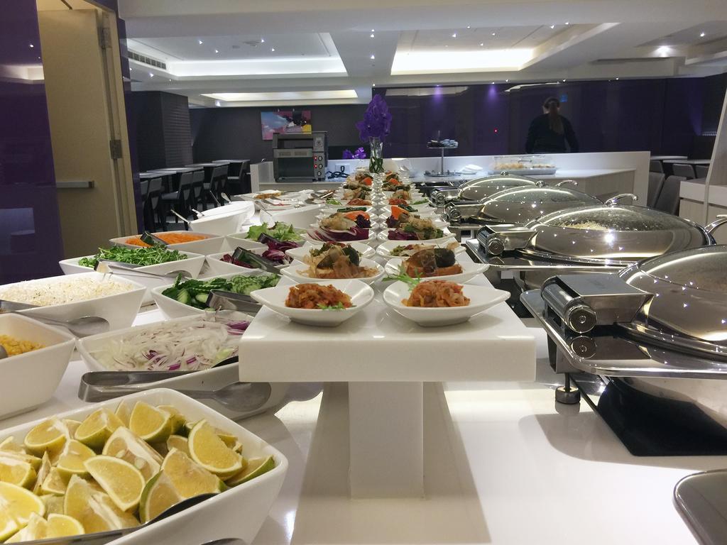 Kdm Hotel Тайпей Екстериор снимка
