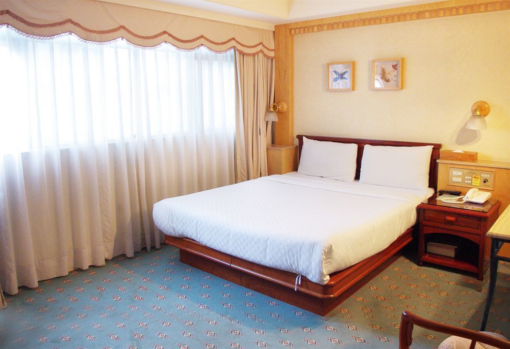 Kdm Hotel Тайпей Екстериор снимка