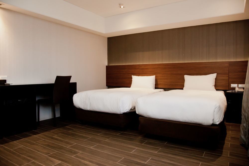 Kdm Hotel Тайпей Екстериор снимка
